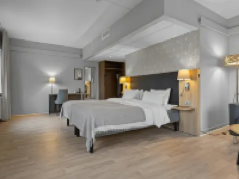 ホーム ホテル アストリア ハーマルのホテル