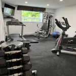 Econo Lodge - Gym