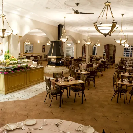 Cathedral Peak Hotel
