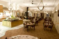 Cathedral Peak Hotel