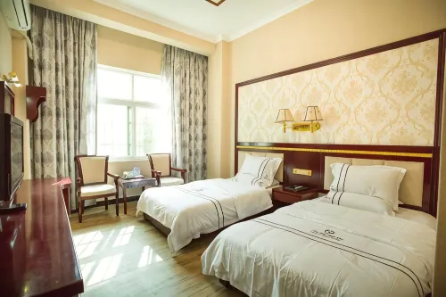 Zhenkang Yongxiang Hotel