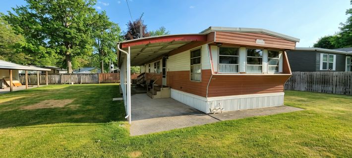 The Way Back - Groovy 1970s Time Capsule – Retro Vibes, Modern Comfort! Hotels in Newaygo County