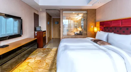 โรงแรมโคเรียนา