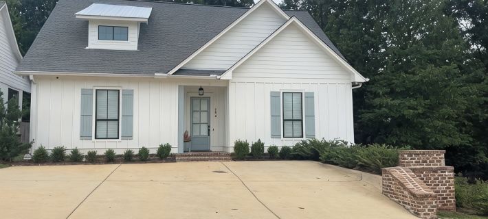 Luxury Bulldog Cottage! Ξενοδοχεία στην πόλη Oktibbeha County