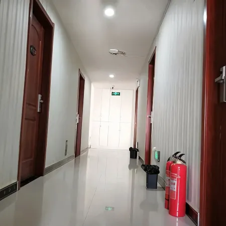 Jieshou Golden Apple Hotel