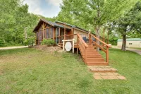 Family Friendly Lake House -1 hour from KC! Hotels in 