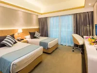 Republic of Singapore Yacht Club Hotels near Science Park