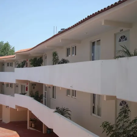 Hotel Tierras Blancas