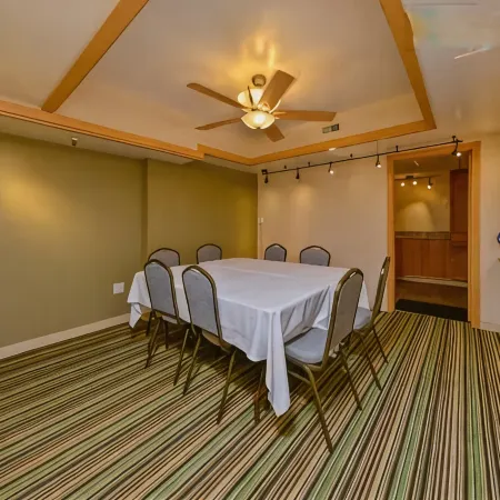 Park Plaza Resort, Ascend Hotel Collection