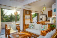 DELUXE PENTHOUSE VILLA THE PALMS - Homestays