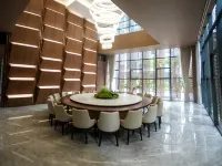 Ruili Punanna Homestay (Nongmo Lake Park) 루이리 호텔