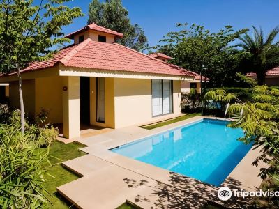 Golden Amoon Resort