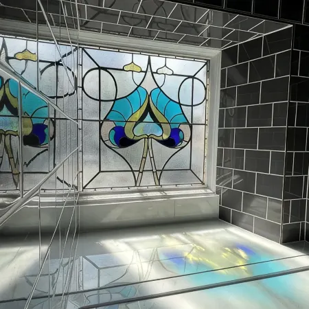 The Royal Tay Apartment - Stained Glass and River Views