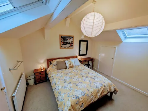 Cosy yet spacious property with private parking, close to the village centre.