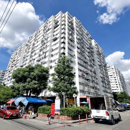Impact Muang Thong Popular Condo C5 by Mr.Add