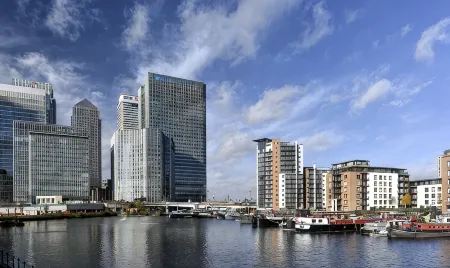 Fraser Place Canary Wharf
