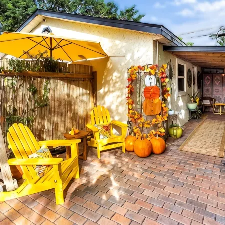 Top 1% ABNB Villa Oasis w/ Botanical Courtyard