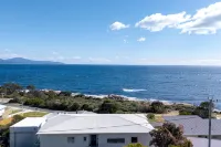 Bicheno Ocean Views Apt 1