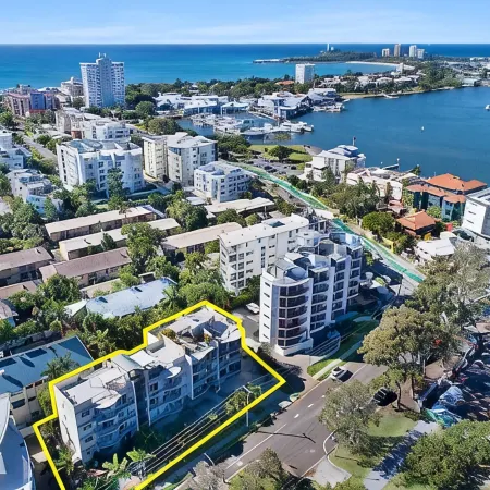 Sailfish Cove Apartments