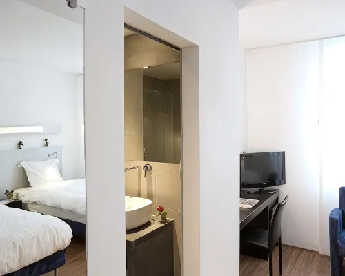 Aqua Hotel by HappyCulture Hotéis em Ixelles