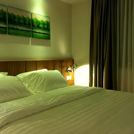 French Hotel