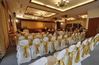 Khanom Golden Beach Hotel