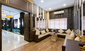 Jasmine City Hotel