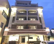 Successful 168 B&B Hotels near General Hall