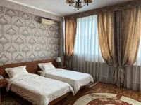 Na Naberezhnoj Mini-Hotel - 2つ星