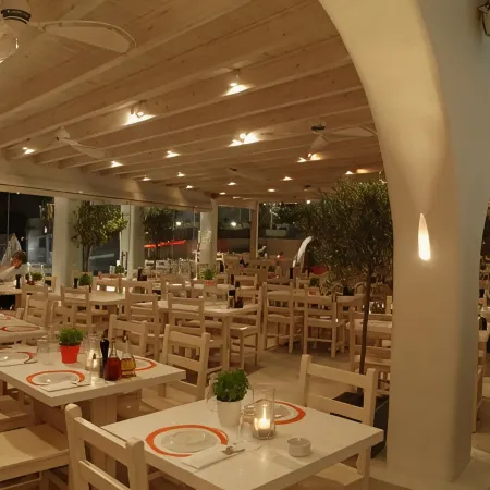Argo Hotel