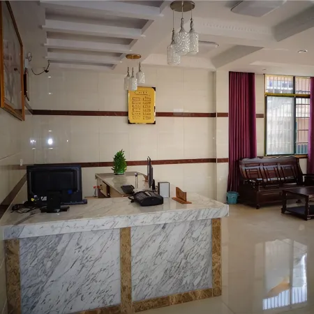 Longhushan Laiping Hostel