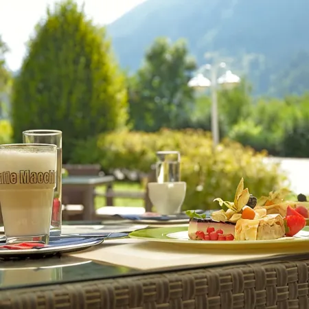 Hotel Flattacher Hof Отели в г. Гемайнде Флаттах