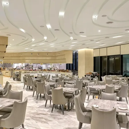 Highland Breeze Hotel