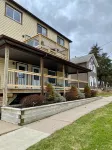 Cozy, Clean, Convenient and Spacious 3-bedroom apartment in beautiful Clayton. - Wi-Fi