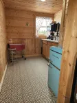 The Bunkhouse Tiny home with a farm feel.with WiFi,and AC. - Alppimaja