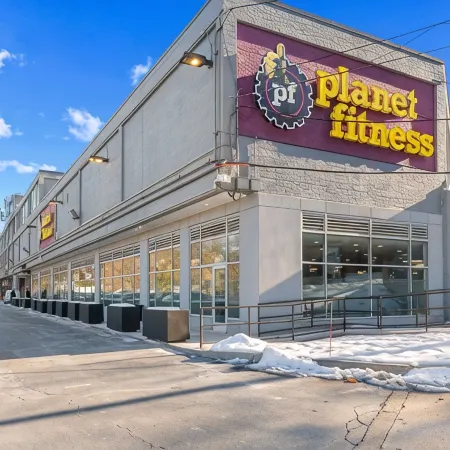 Capitol Hill King Bed Suite+Free Parking+Private Lounge Отели рядом с достопримечательностью «Беннинг-роуд»