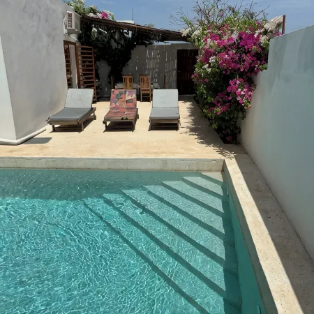 Théa, 3 bedrooms with all comforts Heated swimming pool