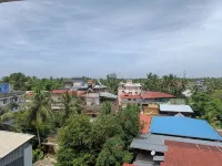 2 BHK Furnished Flat - Suite - 200 m to Guruvayoor Temple - 民泊