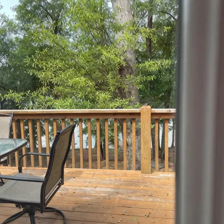 Lake front with dock & covered slip on Lake Hartwell. The Reese Retreat!