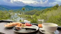 Baanhatsompaen homestay