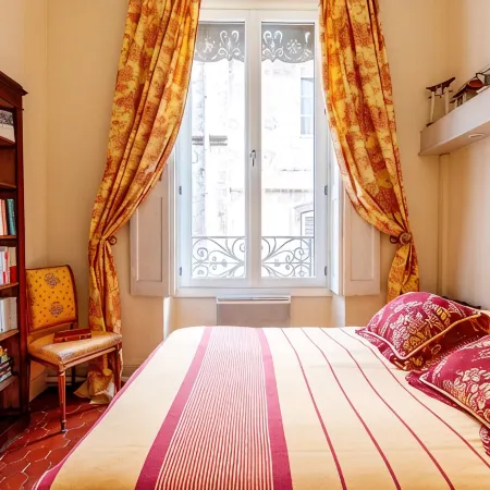 Charming Apartment / Historical Center Avignon / 200m Palace of Popes/AC