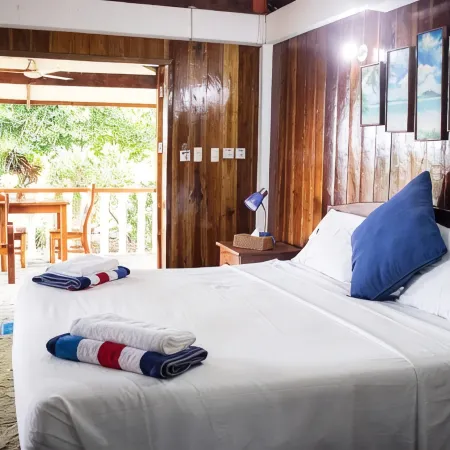 Rainbow Bay Beach & Dive Resort