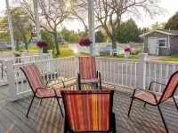 Capt.'s Inn & Suites - 2-Star