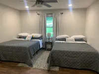 Peaceful Cabin in Cove on Williamstown Lake 7 miles from Ark Encounter - 4-Sterne