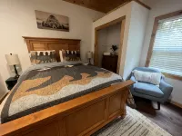 南塔哈拉一隅小屋，配有熱水浴缸、遊戲室、高速WiFi及山景