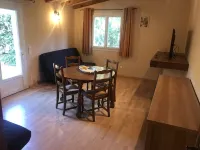 Flat with garden, 5000 sq. mt. of land, ideally located at Pinarello beach - 3つ星