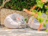 Wellness oasis on Krk - Private heated jacuzzi & lounge under olive trees Hotels in Dobrinj