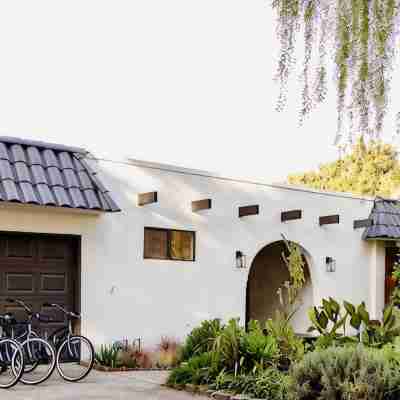 6Beds 3Bath - Pool, Hot Tub, Pets Welcome, Fire Pit- 1mi to Downtown Hotel Exterior