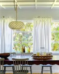 Stylish, and Relaxing in a Charming Neighbourhood with a Secluded Local Beach.