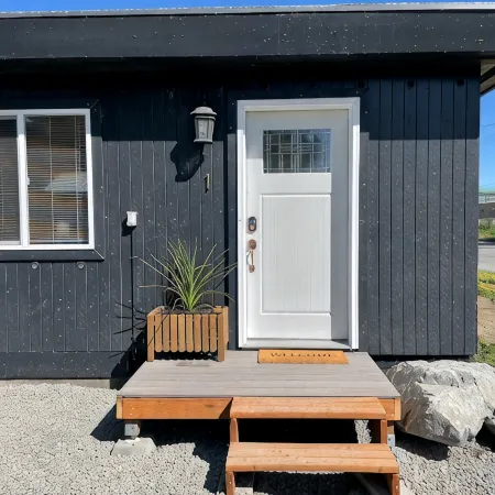 Sunny apartment in the heart of Kenai